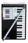 Dárkový balíček s potiskem kláves na klavíru